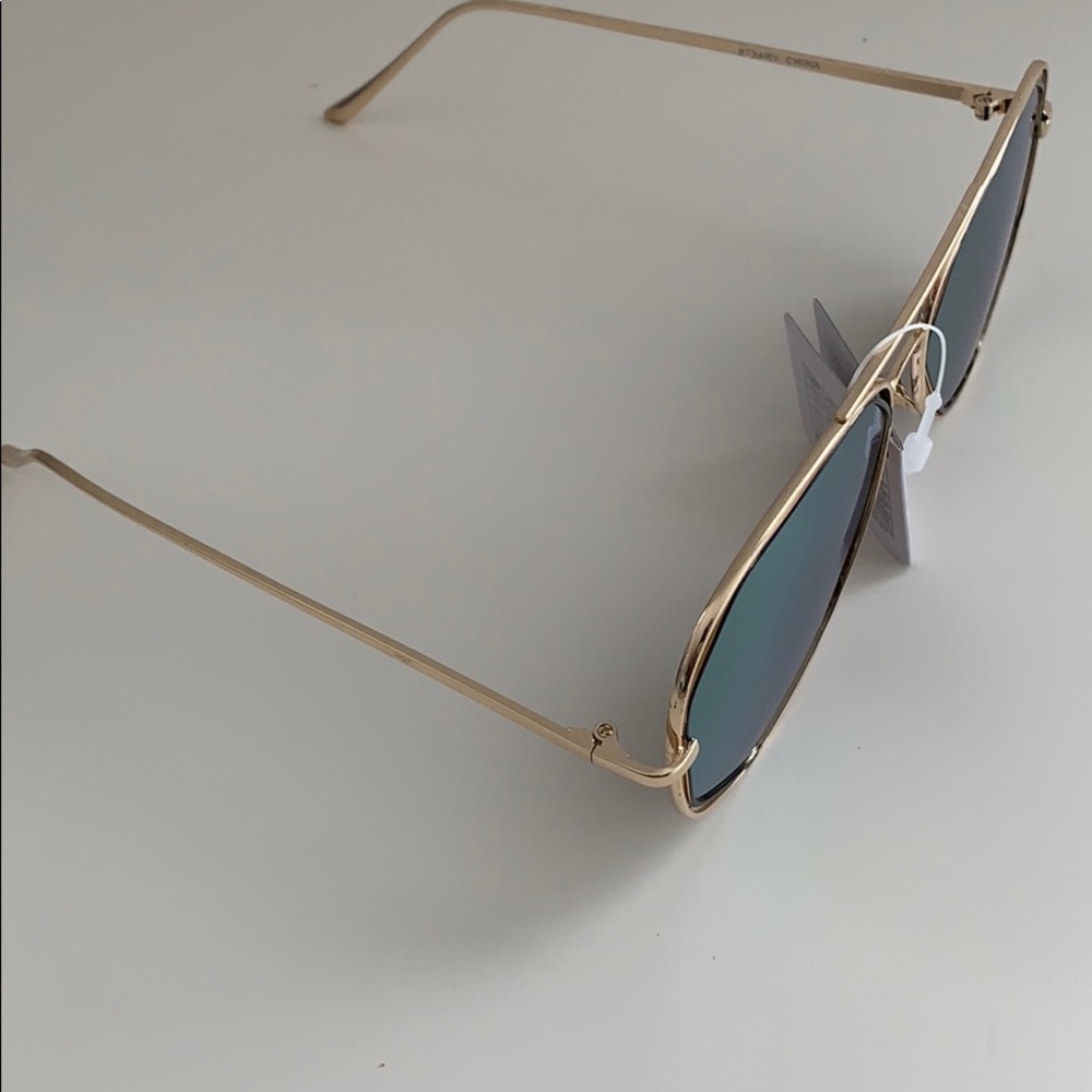 SUNGLASSES - Picture 4 of 8